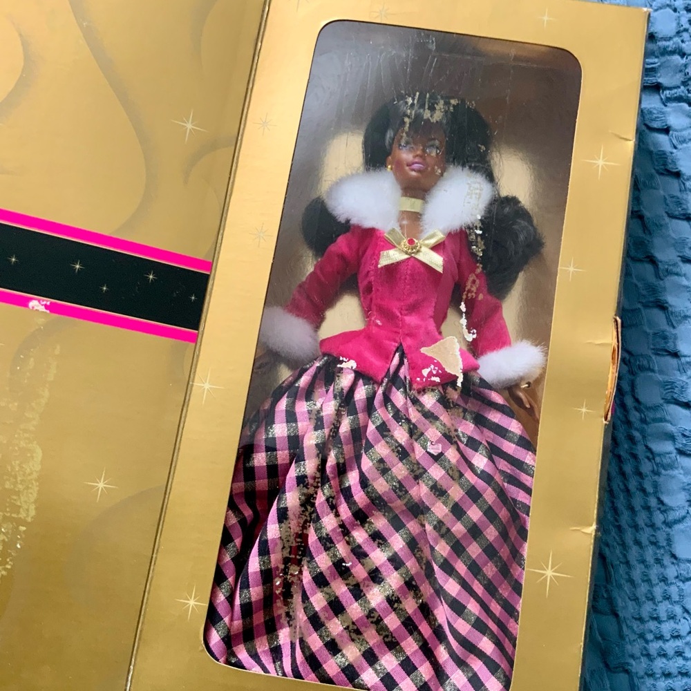 1996 Winter Rhapsody Special Edition Avon Barbie